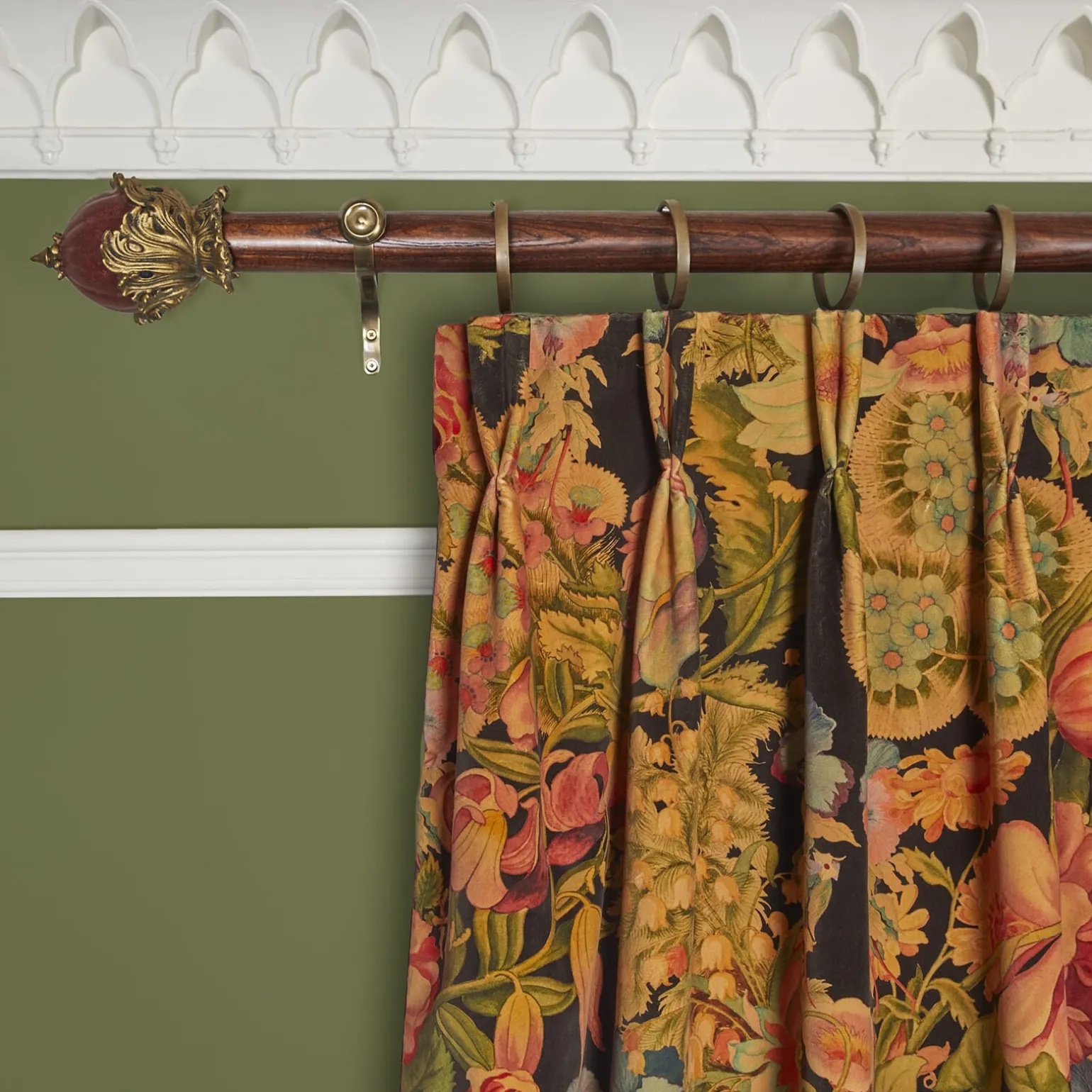 AMATORIA Velvet Curtain - Noir