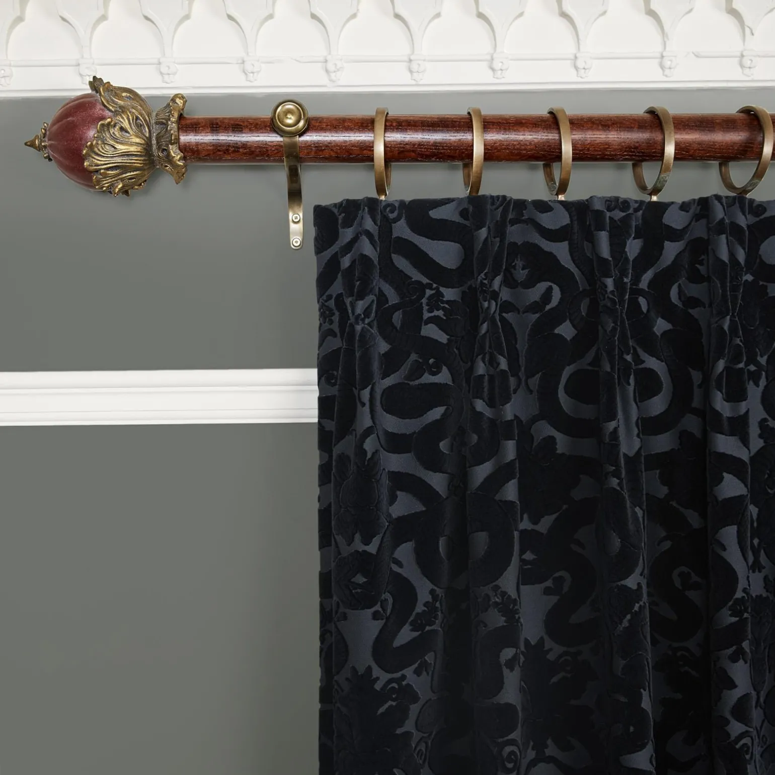 ANACONDA Velvet Curtain - Noir