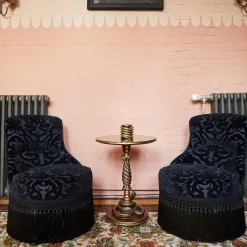 ANACONDA Velvet Gascoigne Bedroom Chair - Noir