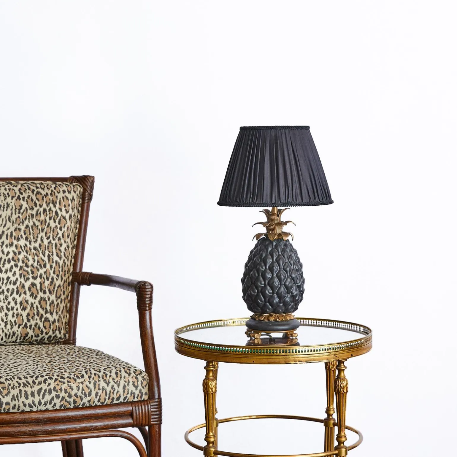 ARCOLA Silk Pleated Lampshade - Noir