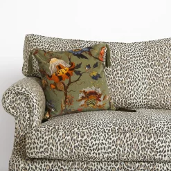 ARTEMIS Medium Tassel Velvet Cushion - Moss Green