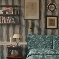 ARTIST'S STRIPE Wallpaper - Euphorbia & Alabaster