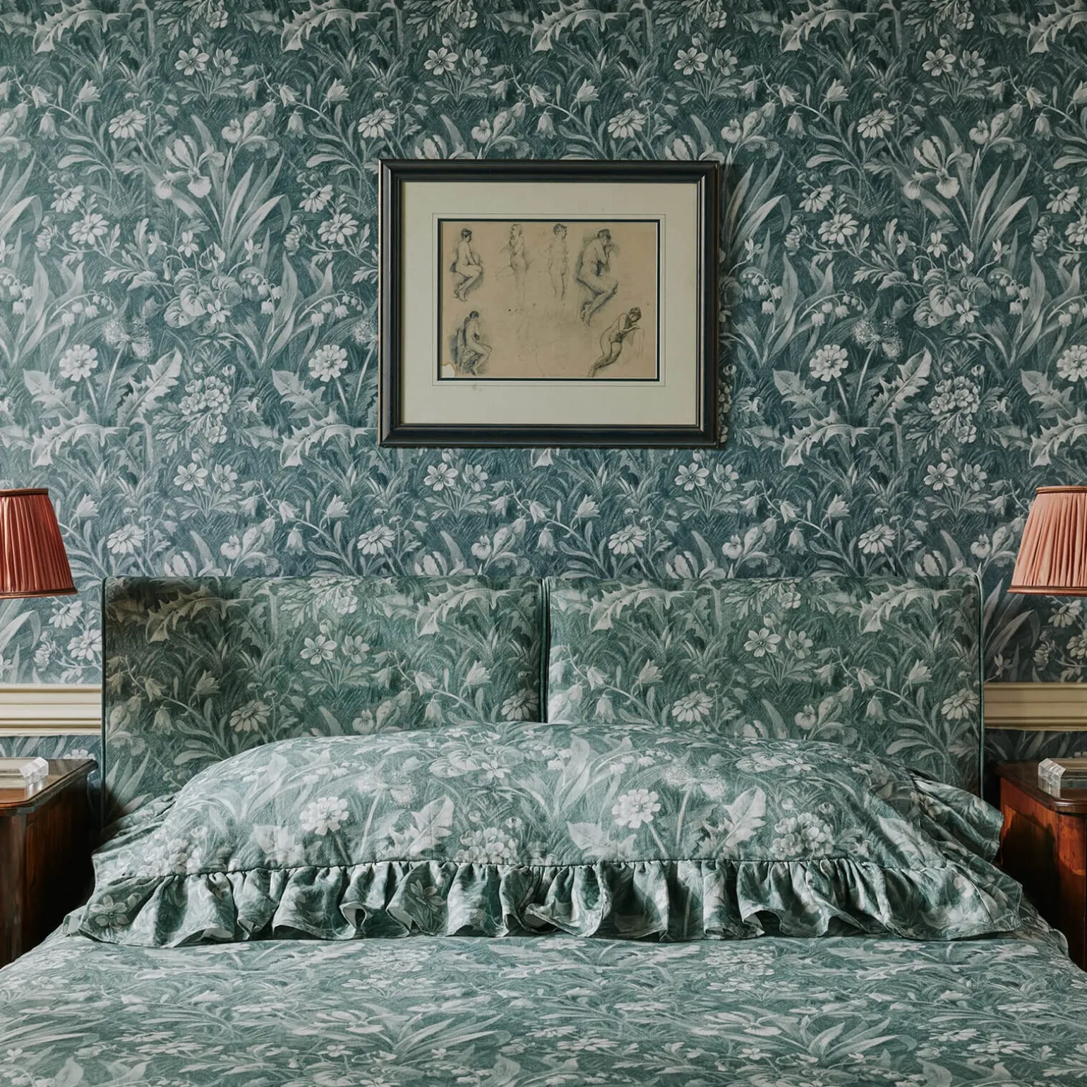 BELTANE Wallpaper - Euphorbia