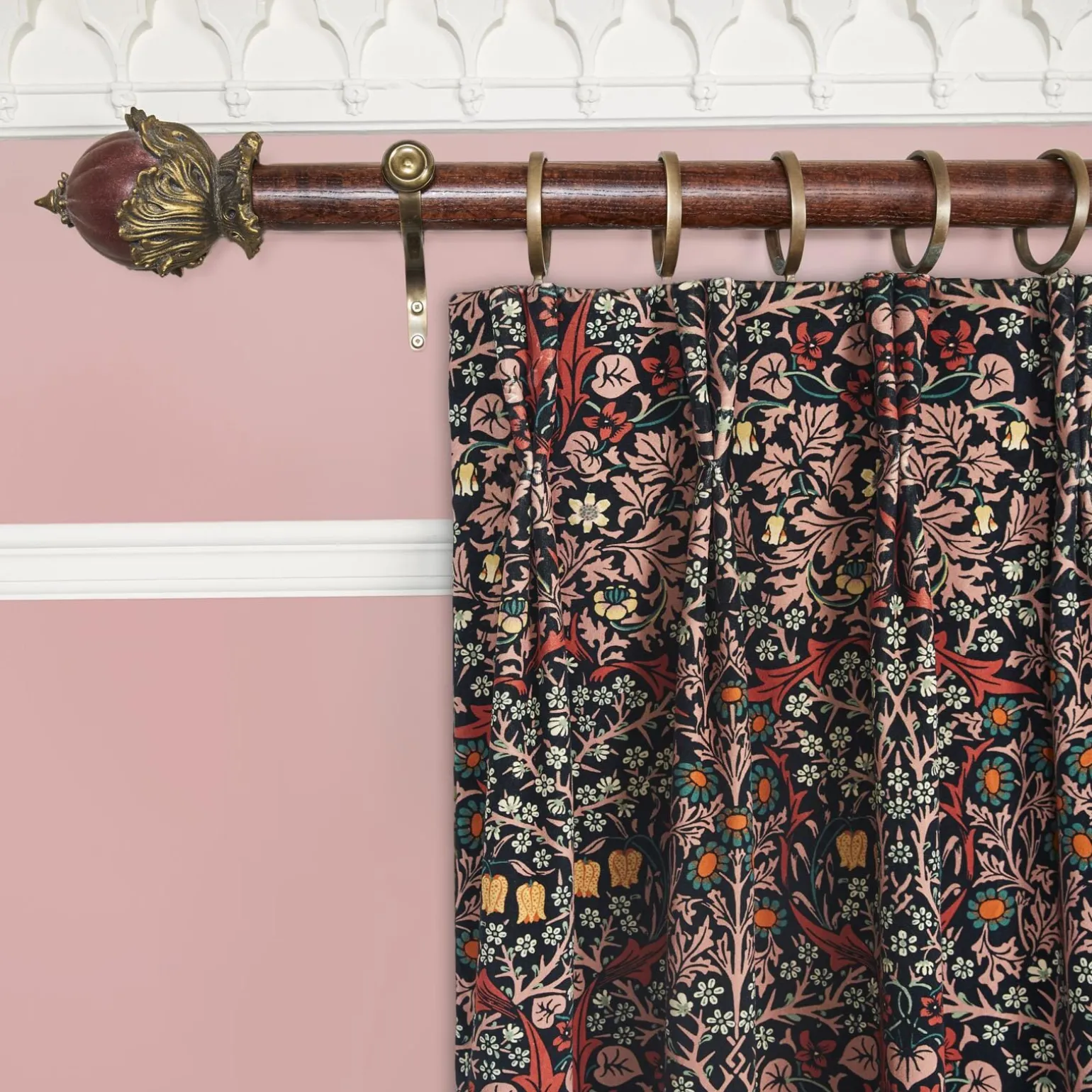 BLACKTHORN Velvet Curtain - Tourmaline