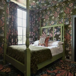 CAMELOT Bed
