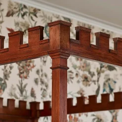 CASTLE Bed