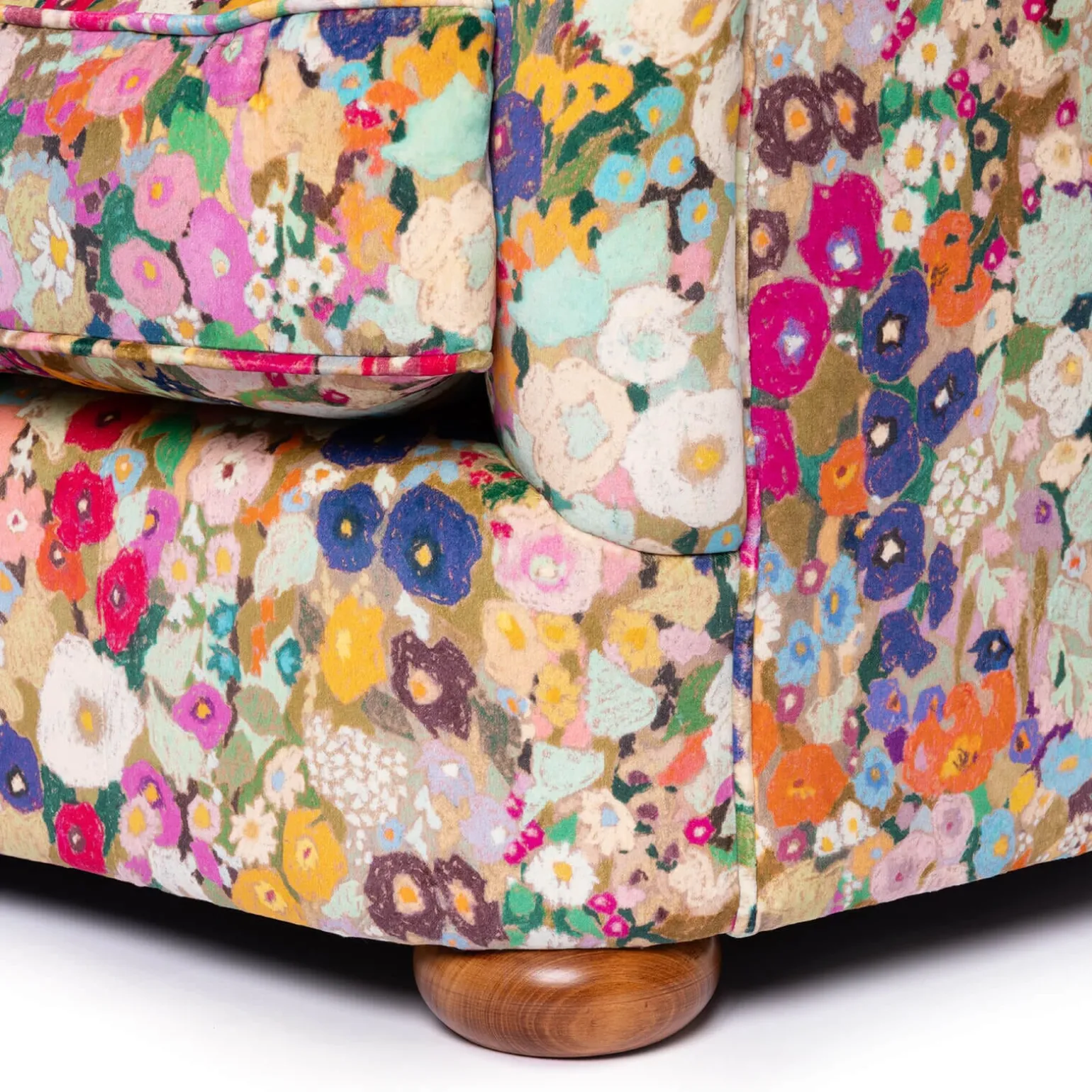 HOLLYHOCKS Velvet Vesper 3-Seater Sofa - Spring