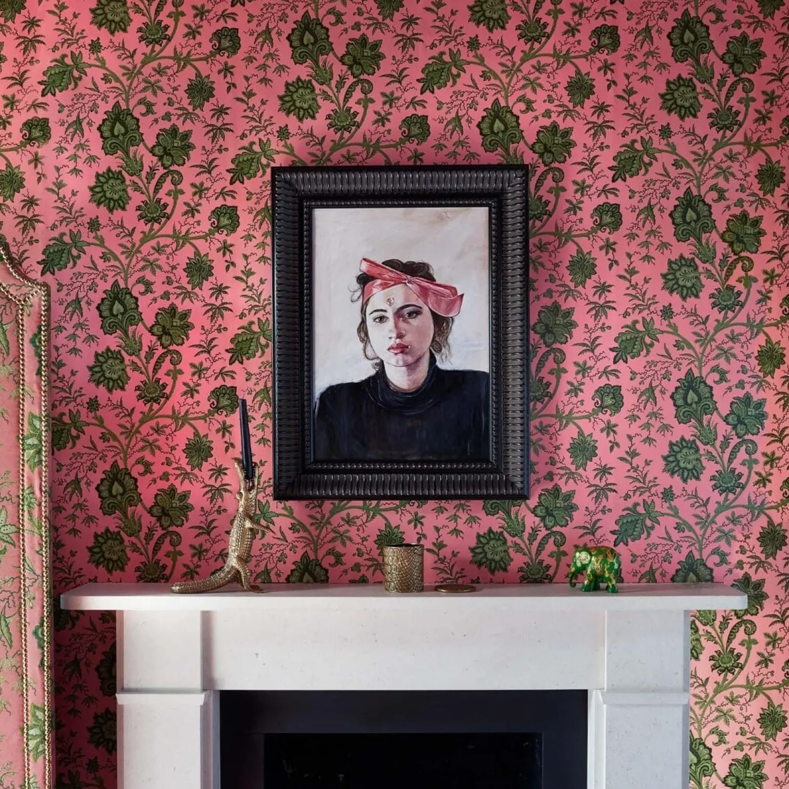 INDIENNE Wallpaper - Amaranth And Juniper