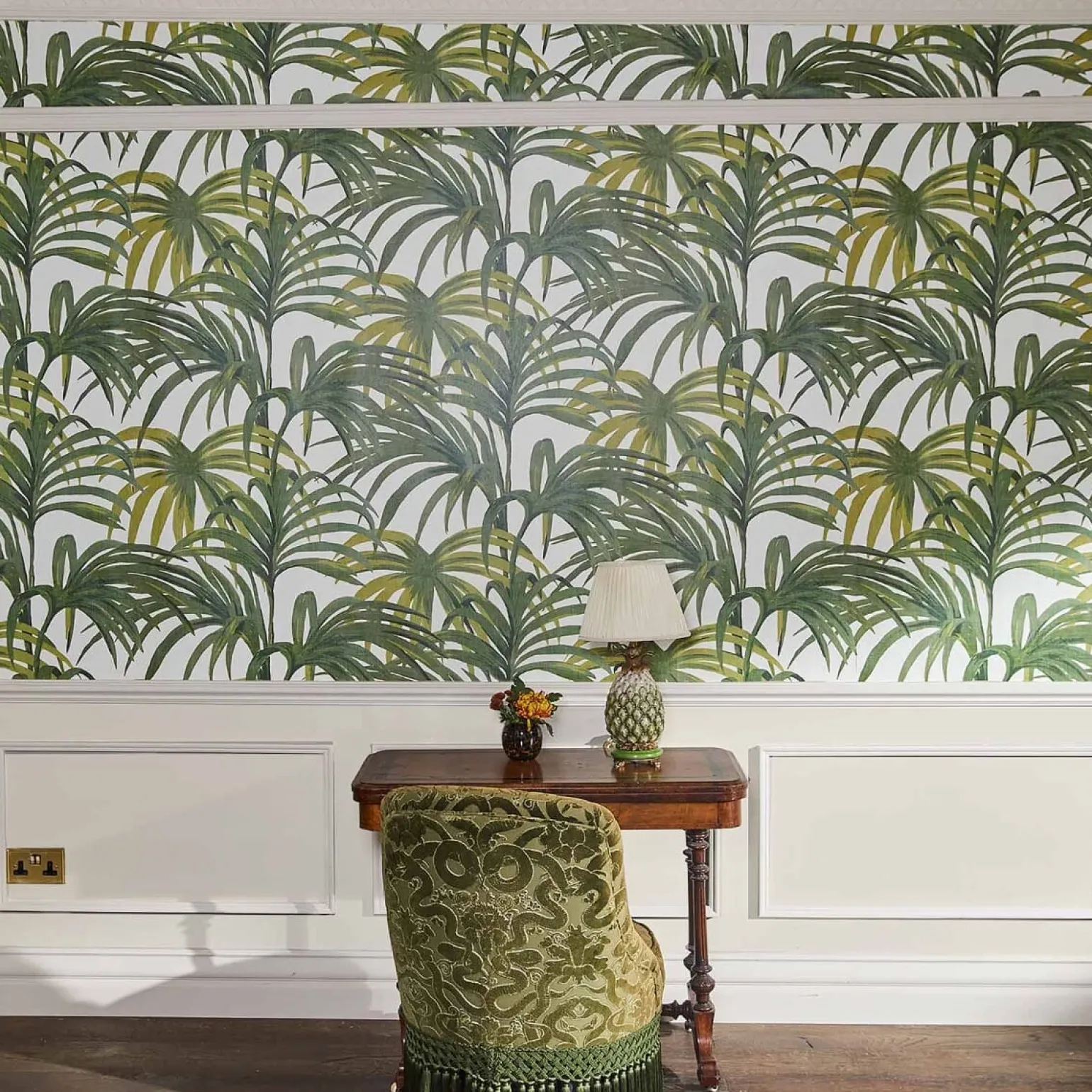 PALMERAL MAGNA Wallpaper - Off White/Green
