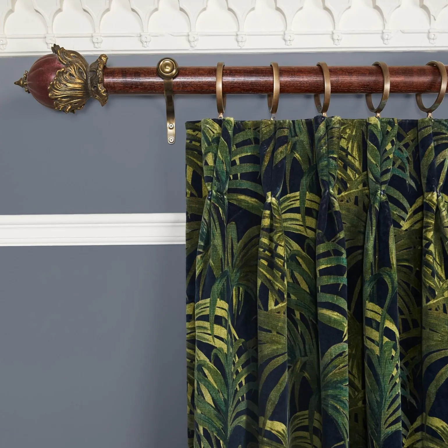 PALMERAL Velvet Curtain - Midnight & Green