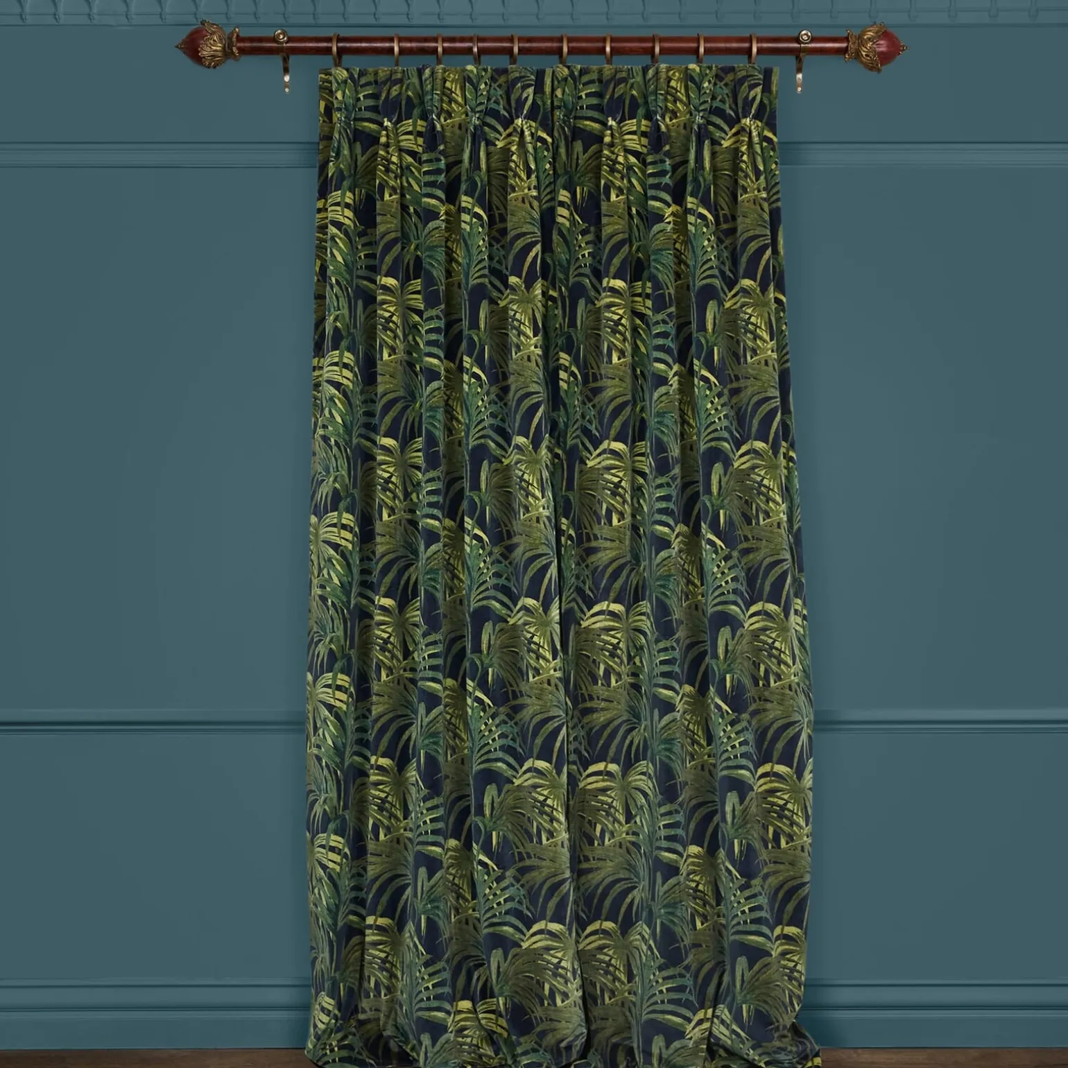 PALMERAL Velvet Curtain - Midnight & Green