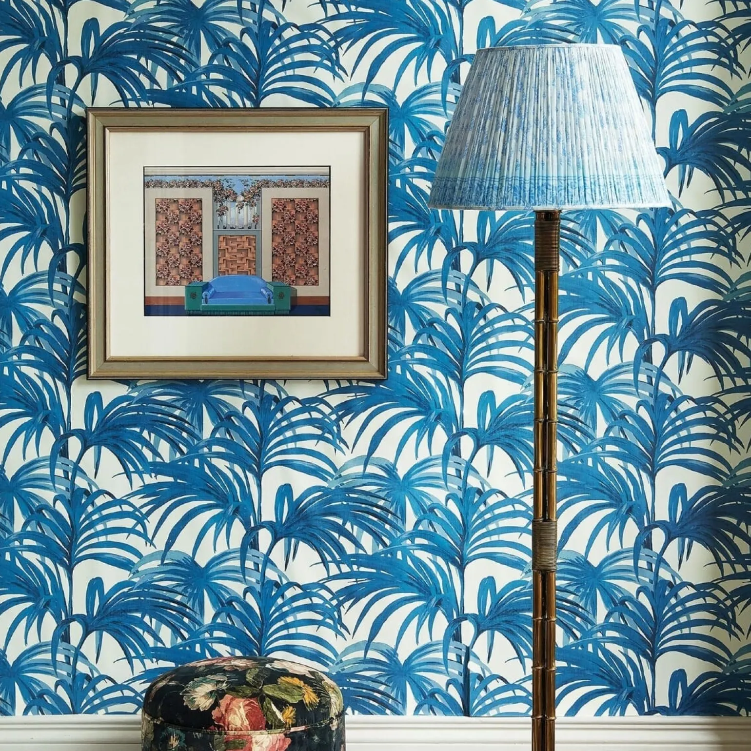 PALMERAL Wallpaper - Off White & Azure