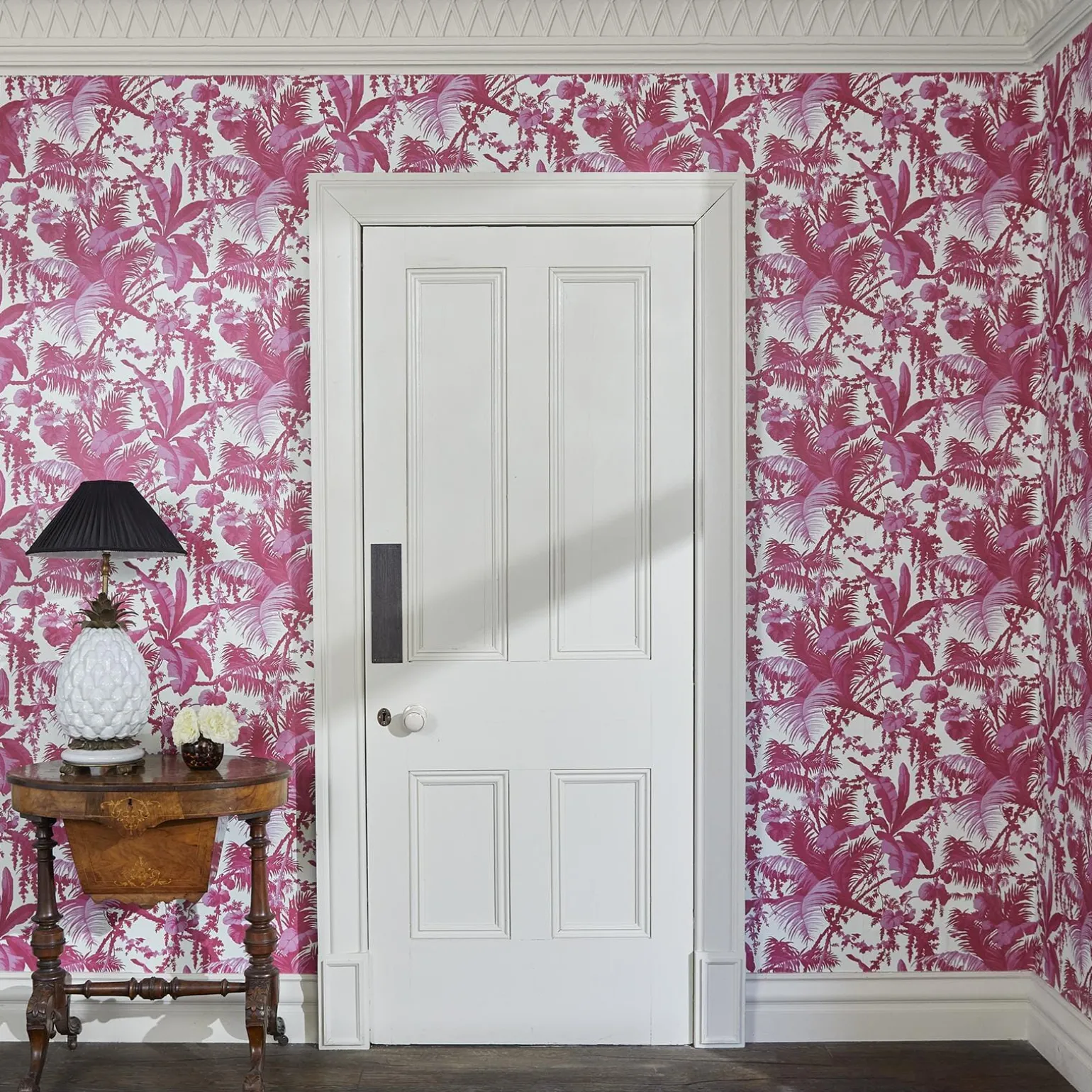 PAMPAS Wallpaper - Off White & Azalea