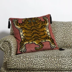 SABER Large Tassel Velvet Cushion - Pink
