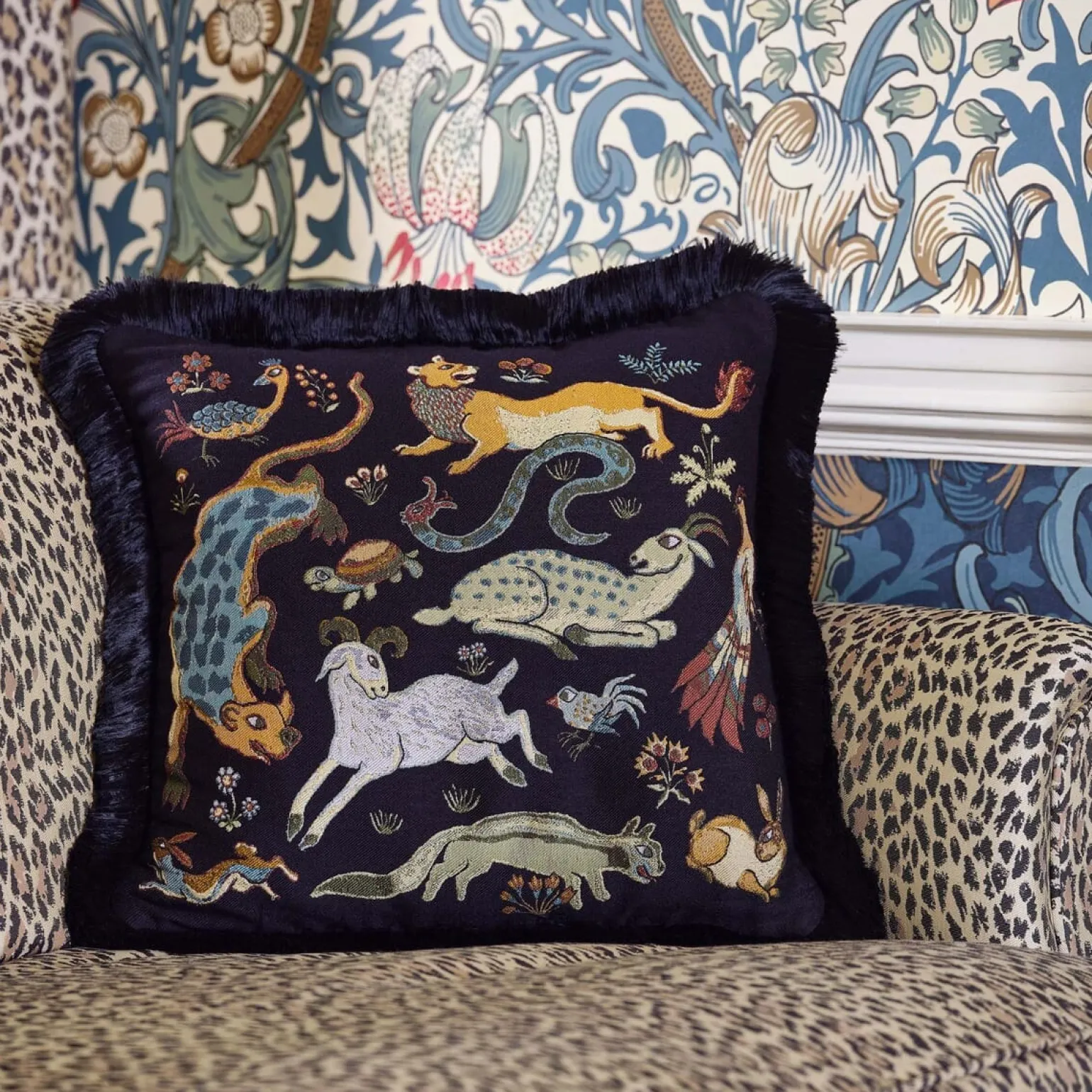 TREMATONIA Medium Jacquard Cushion - Ebony