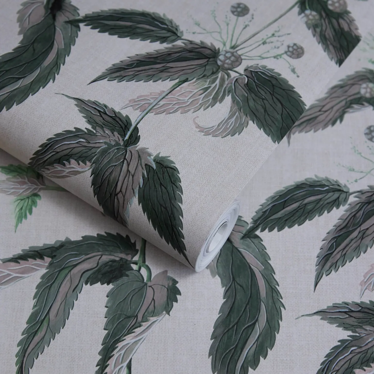 URTICA Wallpaper - Cirrus