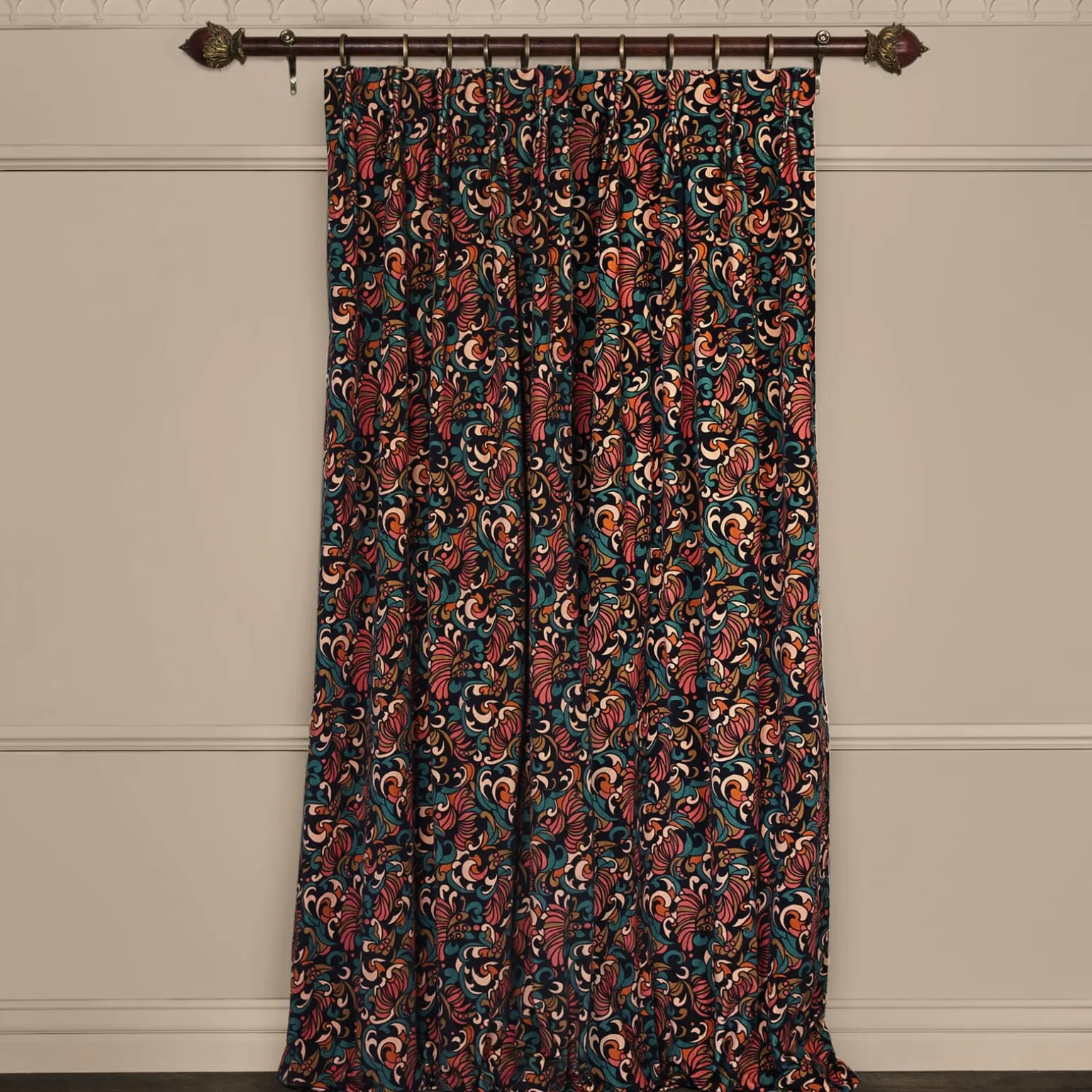 ZENNOR Velvet Curtain - Emerald